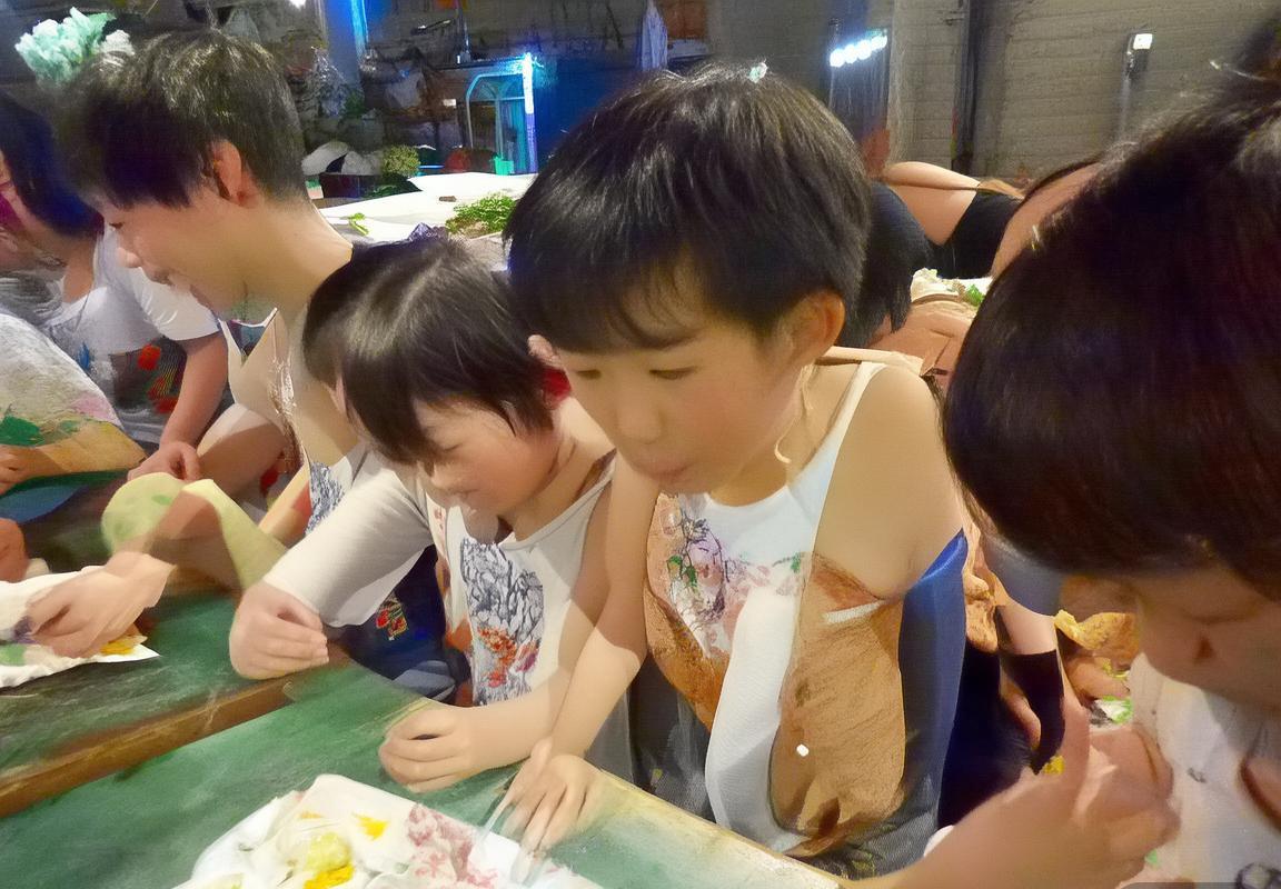 湖人队焦点战裁判争议判罚引热议，收视率创新高凸显联盟商业逻辑